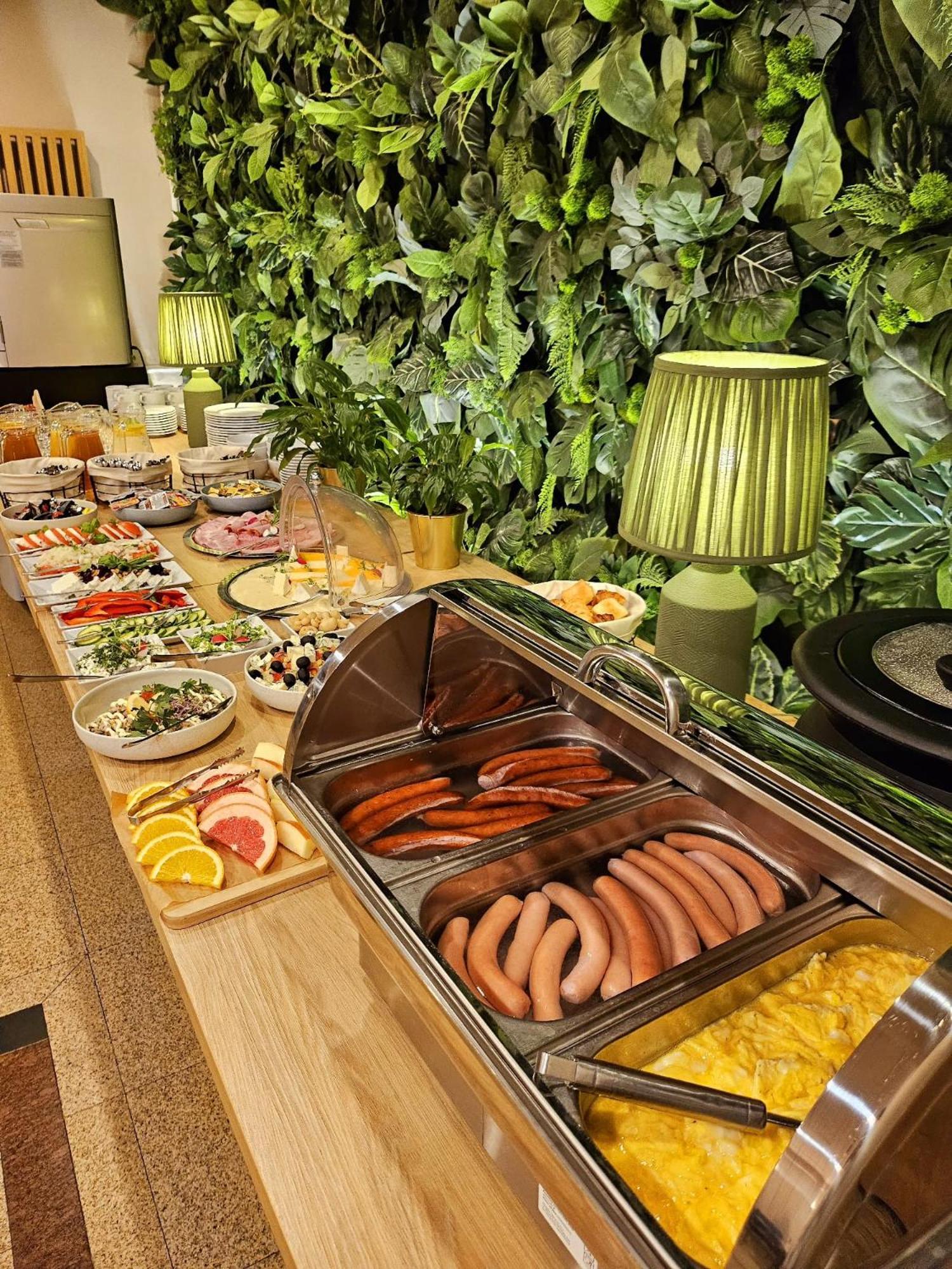 Restauracja Hotel Przystan ลูบลิน ภายนอก รูปภาพ